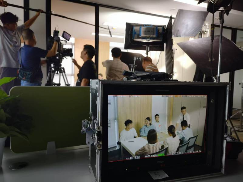 阳朔县TVC拍摄公司：科技产品视觉化大师，诠释未来感与功能美学
